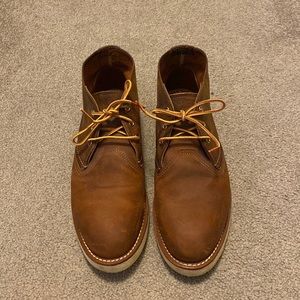 Red Wing Men’s Brown Chukka Boot in Size 10